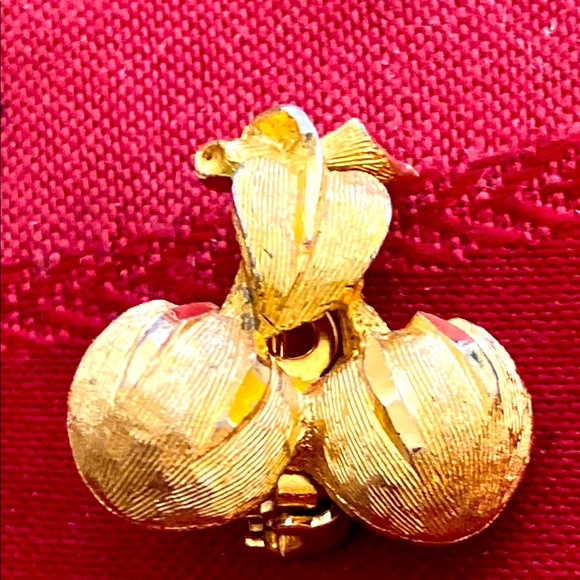 Vintage Jewelry - Vintage BSK Mini Cherries Gold Tone Broach